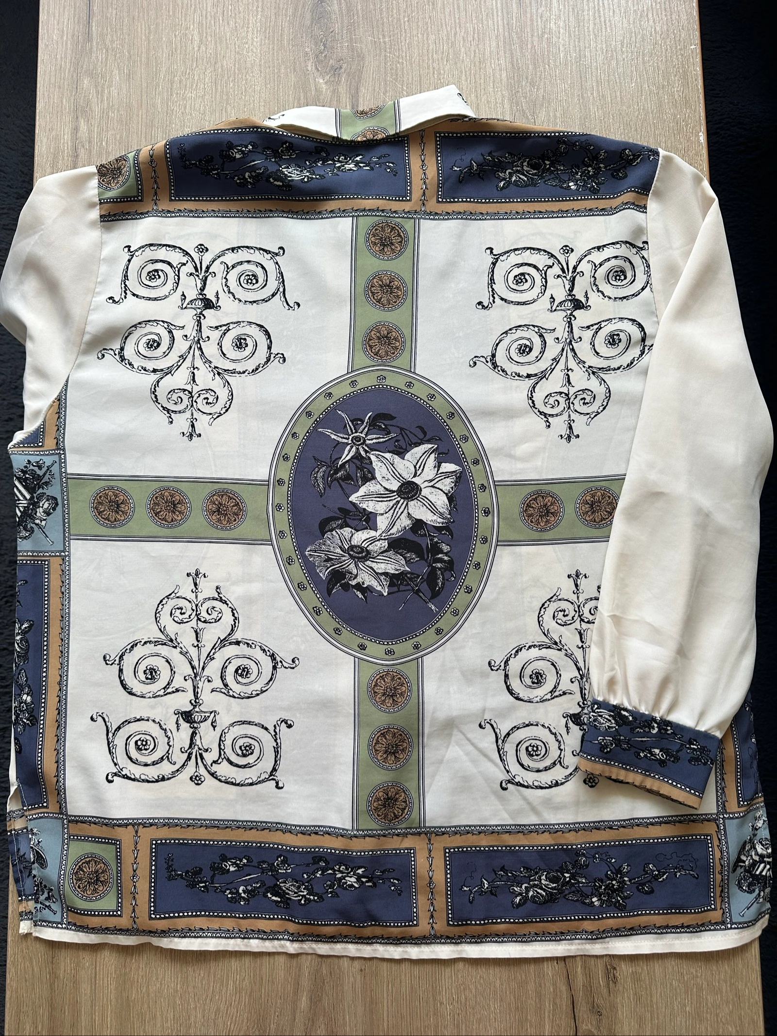 Magnifique Chemise Femme Manches Longues – Élégante & Fluide – État Irréprochable – photo 11